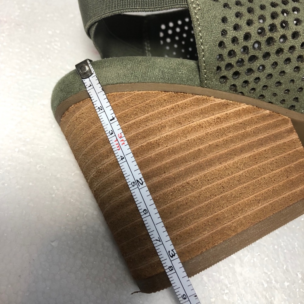 🛑SOLD🛑Dr. Scholls laser cut elastic slingback - Picture 8 of 8